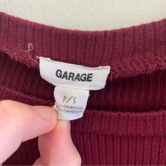 3/$30 garage "kylie" maroon crop top - Picture 4 of 9